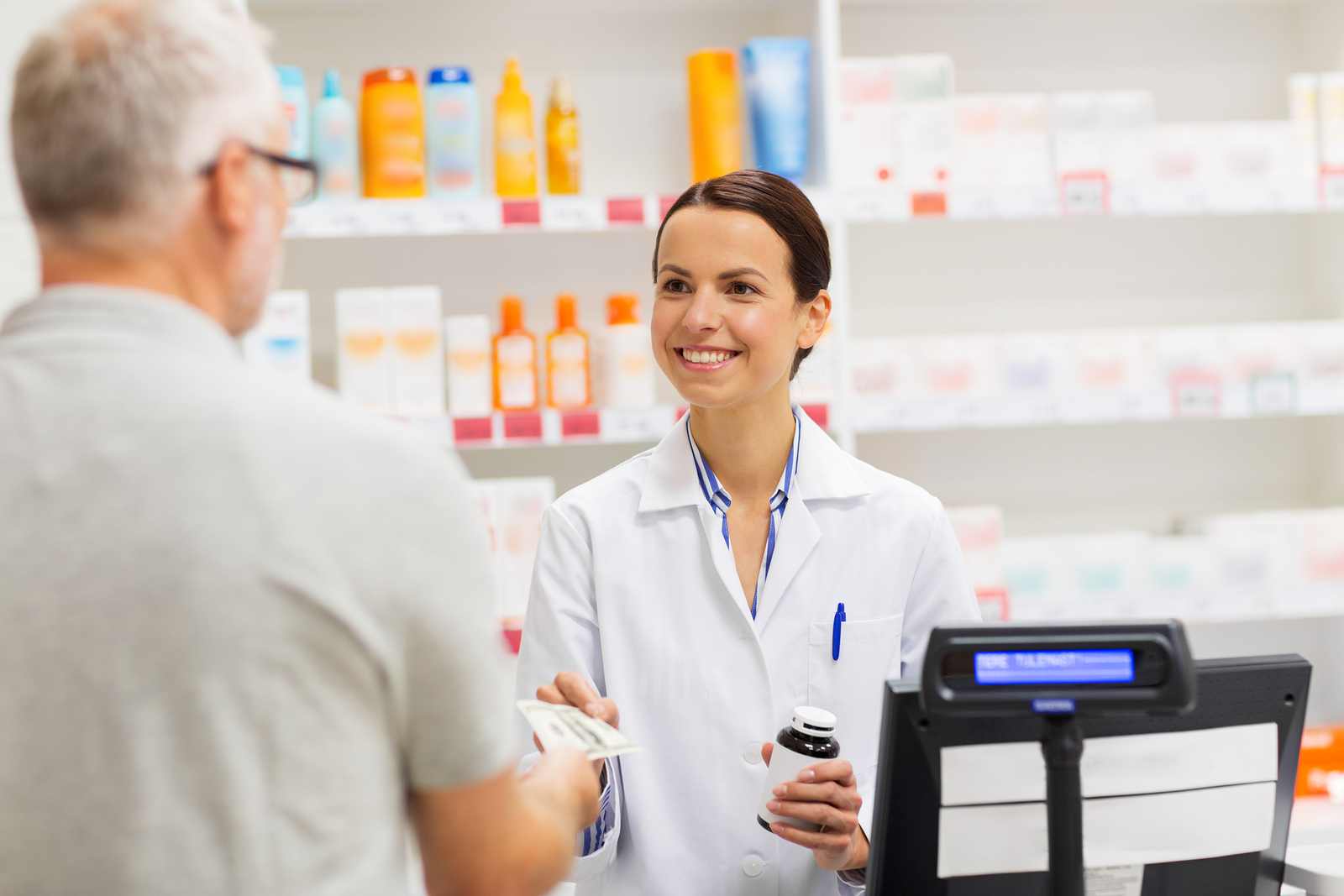 improve-the-customer-loyalty-in-your-retail-pharmacy-auto-star